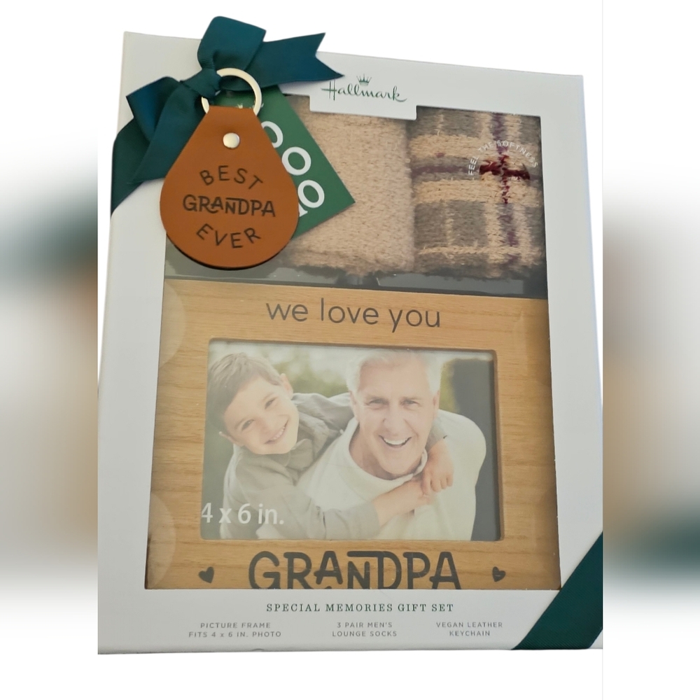 Hallmark Grandpa Gift Set with Green and Brown Accents